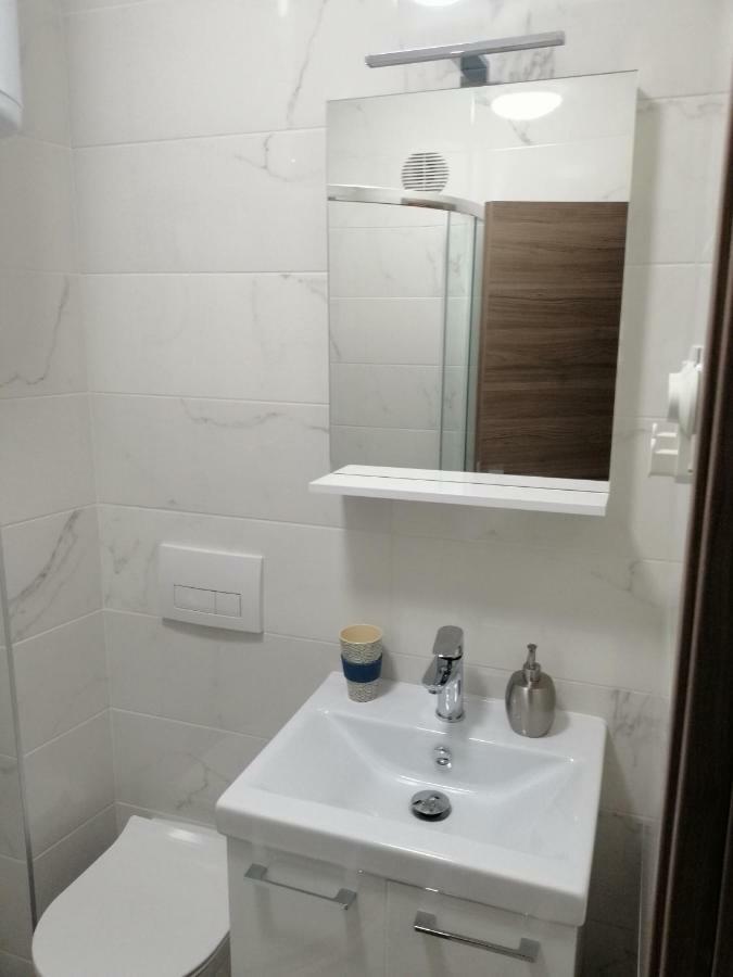 Studio Apartment Mila Pula Exterior photo